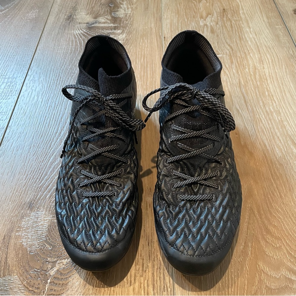 Under Armour Men's Magnetico FG